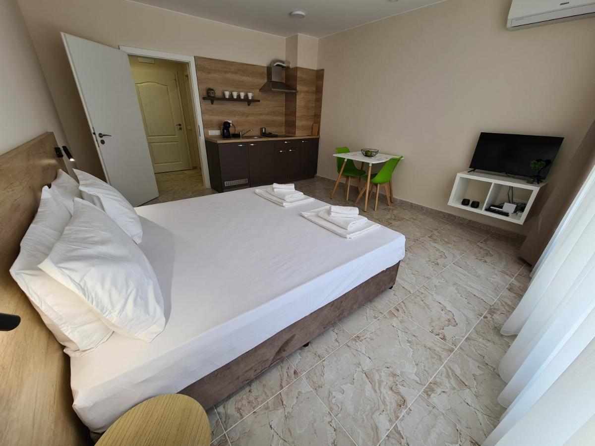 Aparthotel Happy Primorsko Exteriér fotografie