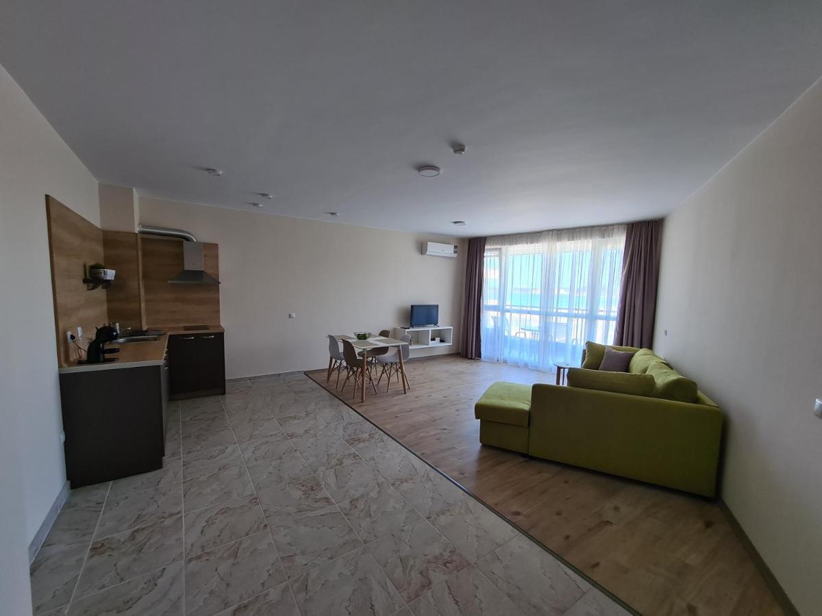 Aparthotel Happy Primorsko Exteriér fotografie