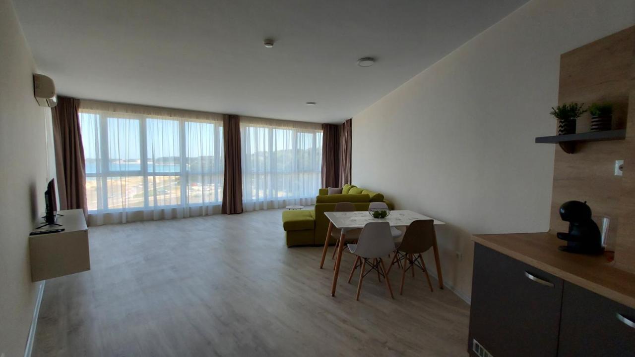 Aparthotel Happy Primorsko Exteriér fotografie